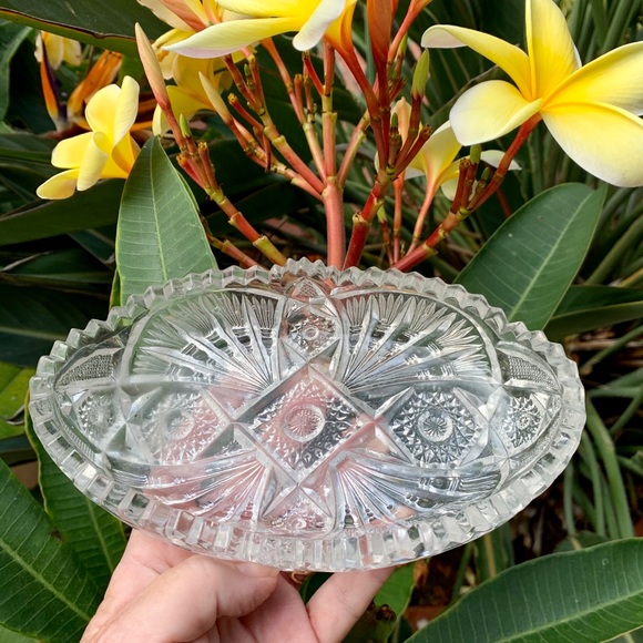 Antique American Brilliant Glass Art Deco Sawtooth Candy Dish - Picture 4 of 5